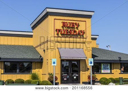 Kokomo - Circa August 2017: Ruby Tuesday Casual Restaurant Location. Ruby Tuesday is famous for its Salad Bar