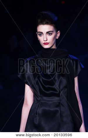 NEW YORK-február 12: Mercedes-Benz FashionWeek bemutatja Christian Siriano gyűjtemények Bryant Pa