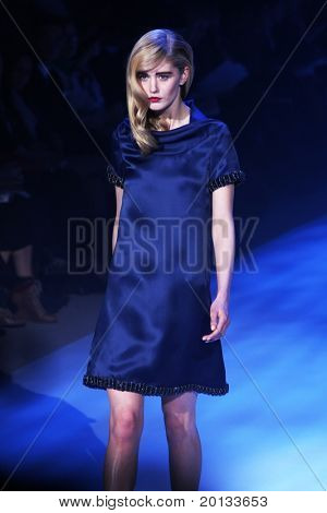 NEW YORK-február 12: Mercedes-Benz FashionWeek bemutatja Christian Siriano gyűjtemények Bryant Pa