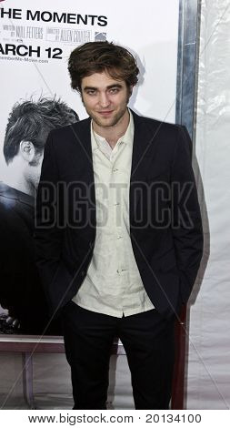 NEW YORK - MARCH 1: Actor Robert Pattinson attends the 'Remember Me' premiere at the Paris Theatre March 1, 2010 in New York City.