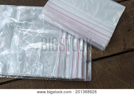 Refrigerator bag,  locked refrigerator bag pictures,Pictures of stuffed peppers prepared for deep freze
Stuffed peppers placed in a refrigerator bag