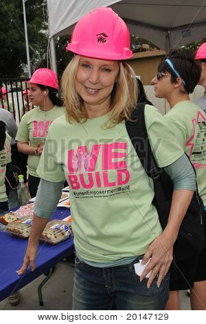 LOS ANGELES - 14 maj: Valerie Wildman på Habitat for menneskeheden kvinders Empowerment bygge på Carl