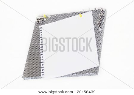 Metal bulletin board