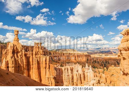 Thor's Hammer and other spectacular hoodoos in Bryce Canyon National Park