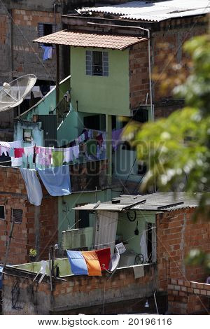 bidonville dans la ville de Rio de Janeiro
