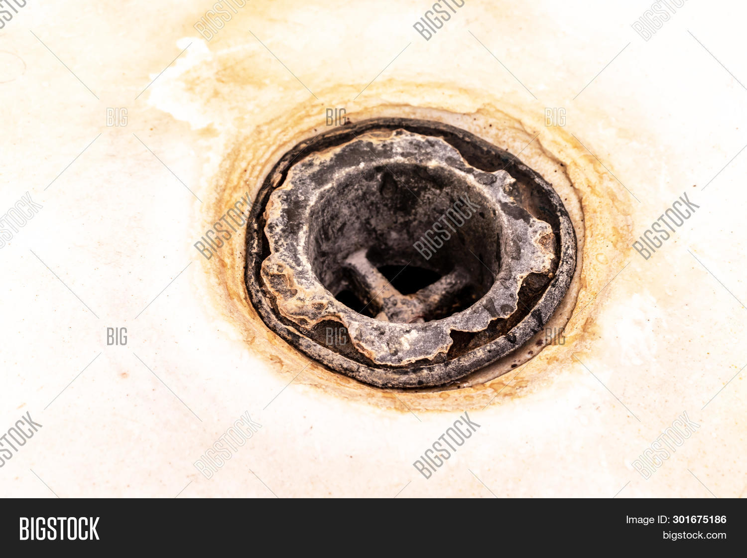 Extremely dirty hole