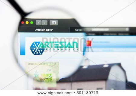 Richmond, Virginia, Usa - 9 May 2019: Illustrative Editorial Of Artesian Resources Corporation Websi