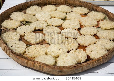 Tørrede ris Scone på Twiggen plade