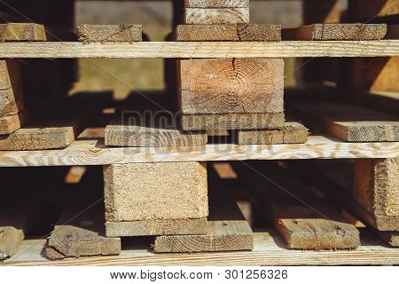 The Background Boards, Pallets Old Multi Colored..