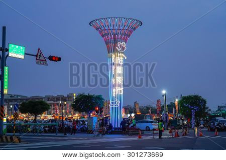 Tainan, Taiwan - April 13, 2019 : Tainan Flower Night Market Or Garden Night Market, Is A Tourism Ni