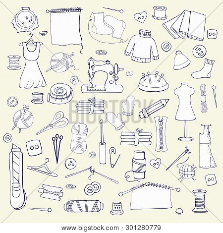 Seamless Hand Drawn Pattern With Sewing Things