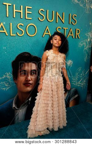 LOS ANGELES - MAY 13:  Anais Lee at the 