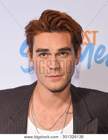 LOS ANGELES - APR 29:  KJ Apa arrives for the Netflix 'The Last Summer' Premiere on April 29, 2019 in Hollywood, CA