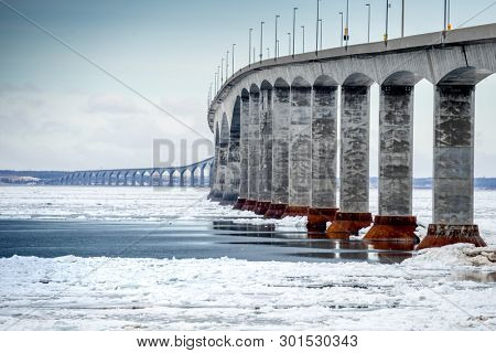 The Confederation Bridge linking Prince Edward Island to mainland New Brunswick, Canada.  View from the New Brunswick side.