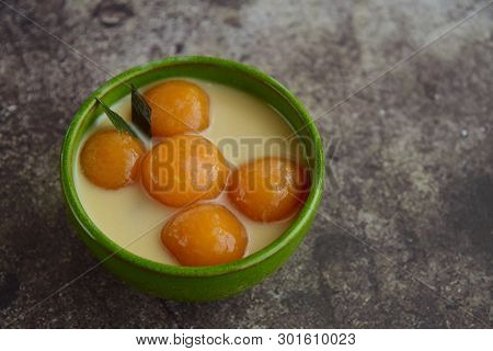 Biji Salak, Indonesia Sweet Dessert Made From Sweet Potato With Tapioca Flour, Served With Palm Suga