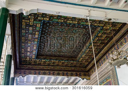 Aug 2017, Kashgar, Xinjiang, China: Carved Wooden Roof In The Courtyard Of Id Kah Mosque In Kashgar 