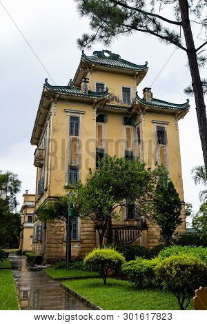 July 2017, Kaiping, China. Kaiping Diaolou In Li Garden Complex, Near Guangzhou. Diaolou Are A Mix O