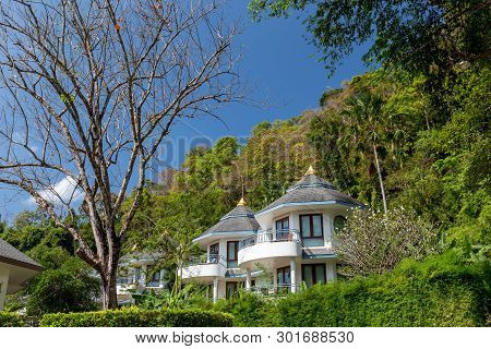 House For Summer Surrounding By Nature  In Asia
