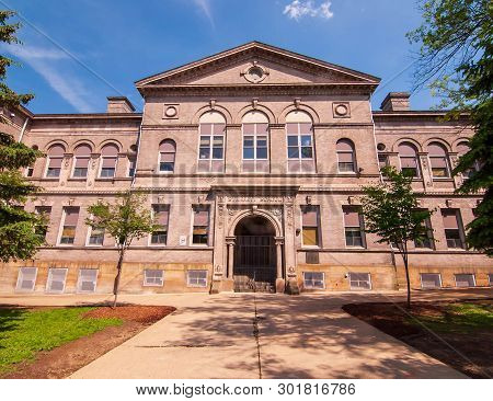Pittsburgh, Pennsylvania, Usa 5/18/2019 Pittsburgh Public School Sterrett Middle, A Middle School In