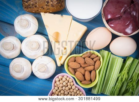 Food Ingredients Containing A Large Amount Of Vitamin B2 (riboflavinum).