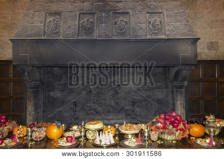 London, Uk; October 23, 2013; Warner Bros Studios London Tour, With The Sets And Original Material O