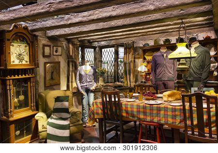 London, Uk; October 23, 2013; Warner Bros Studios London Tour, With The Sets And Original Material O