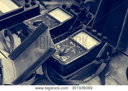 Vintage Analogue Measuring Devices On Display At Local Museaum.