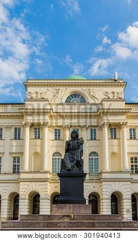 Warsaw Poland. April 25 2019. A View The Nicolaus Copernicus Monument Outide The Polish Academy Of S