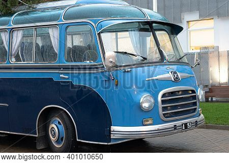 Tallinn. Estonia December 18, 2020 Old Bus, Christmas Tree On The Roof. Bus Station. High Quality Ph