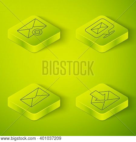 Set Isometric Speech Bubble With Envelope, Envelope, Envelope And Received Message Concept Icon. Vec