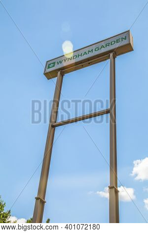 Gwinnett, County Usa - 05 31 20: Wyndham Garden Hotel Street Sign