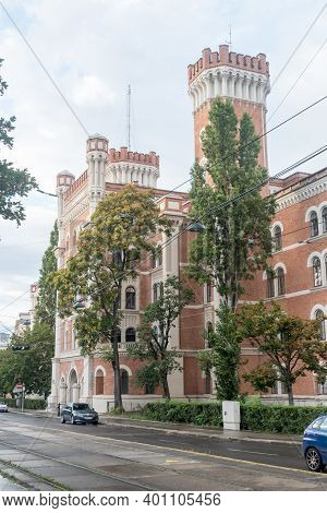 Vienna, Austria - August 30, 2020: The Rossauer Barracks Are The Headquarters Of Austria's Ministry 