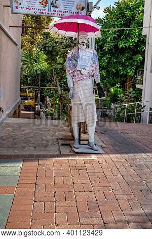 Alanya, Turkey - October 22, 2020: Mannequin Advertises Gentlemen Bath (beyler Hamami) On A Street I