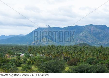 Hills And Farmlands Of South India - Tamilnadu Landscape . Beautiful Farmlands - A View From The Hil