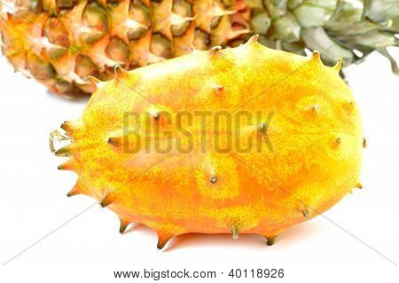 Cucumis metuliferus และสับปะรด