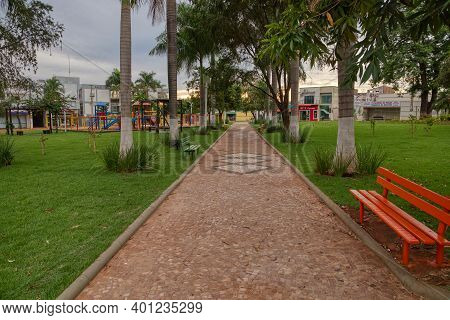 Cassilandia, Mato Grosso Do Sul, Brazil - 12 21 2020: Sao Jose Square In The Center Of Cassilandia
