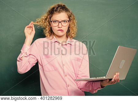 Distance Learning. Modern Education. Online Course. Online School. School Teacher Notebook Chalkboar