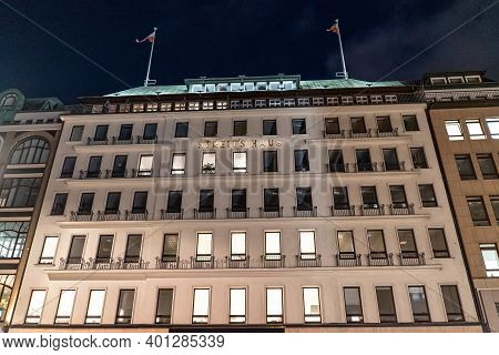 Streits House In Hamburg At Night - City Of Hamburg, Germany - December 25, 2020