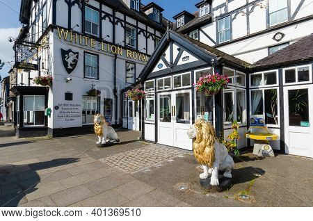 Bala; Uk: Sep 20, 2020: The White Lion Royal Hotel Is A Coaching Inn Built In 1752.managed By Brains