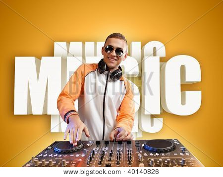 DJ e mixer
