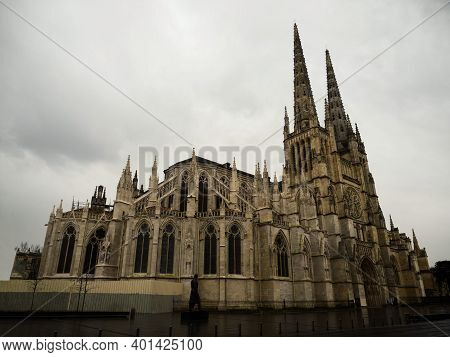 Primatial Cathedral Of Saint St Andrew Andre Bordeaux Catholic Gothic Romanesque Architecture Church