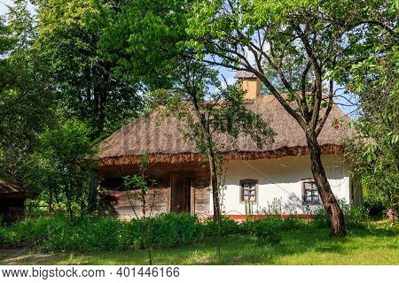Ancient Traditional Ukrainian Rural House In Pyrohiv (pirogovo) Village Near Kiev, Ukraine