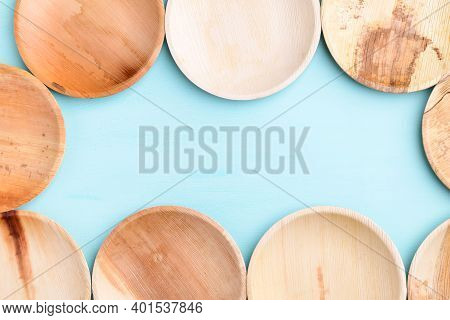 Betal Palm Leaf Plate (biodegradable, Compostable, Disposable Or Eco Friendly Plate) On Pastel Color