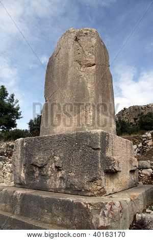 Pomnik w Ksanthos