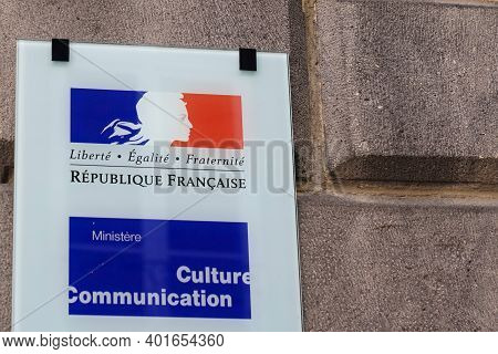 Bordeaux , Aquitaine  France - 12 28 2020 : Ministere Culture Communication French Logo And Text Sig