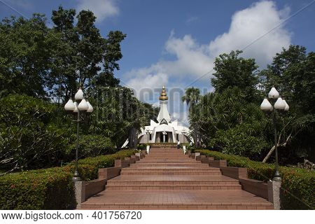 Stupa Museum Of Monk Luang Pu Khao Ananyo For Thai People And Foreign Travelers Travel Visit And Res