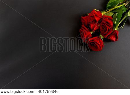 Red Roses On A Black Background, Postcard, Banner, Flat Lai On The Funeral