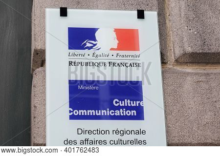 Bordeaux , Aquitaine  France - 12 28 2020 : Ministere Culture Communication And Regional Directorate