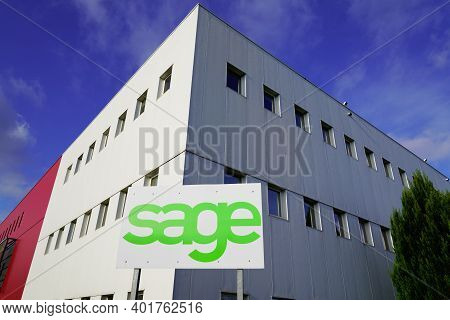 Bordeaux , Aquitaine  France - 12 28 2020 : Sage Logo Brand And Text Sign Headquarters Of British Mu