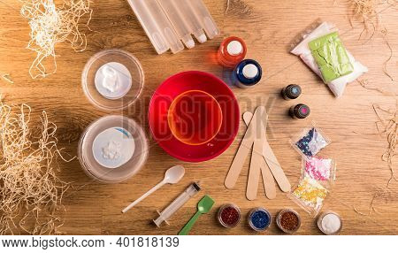 Components, Tools To Make Slime